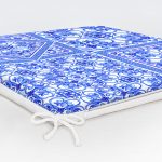 Beyaz Zemin Üzerinde Çini Desenli Dijital Baskılı Modern Fermuarlı Sandalye Minderi Realhomes