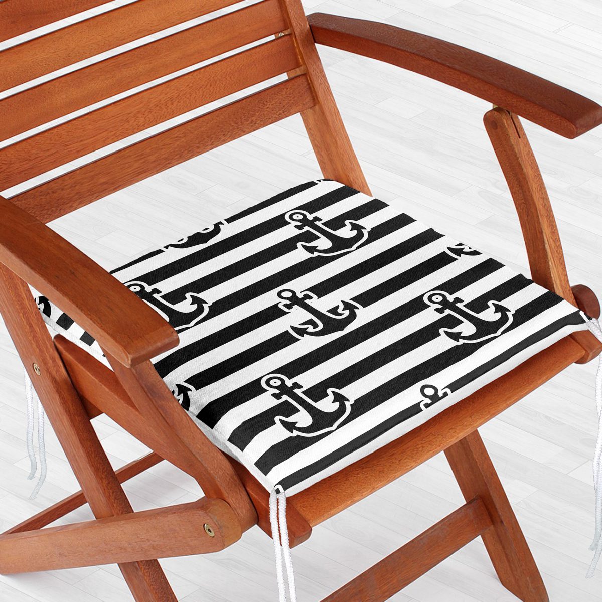 Beyaz Zemin Üzerinde Siyah Çizgili Çapa Desenli Dijital Baskılı Modern Fermuarlı Sandalye Minderi Realhomes