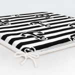 - Frm-8788-Beyaz-Zemin-Uzerinde-Siyah-Cizgili-Capa-Desenli-Dijital-Baskili-Modern-Fermuarli-Sandalye-Minderi-5 - Realhomes Beyaz Zemin Üzerinde Siyah Çizgili Çapa Desenli Dijital Baskılı Modern Fermuarlı Sandalye Minderi Realhomes