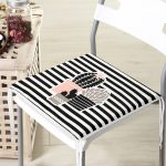 Renkli Zemin Üzerinde Siyah Çizgili Kaktüs Desenli Dijital Baskılı Modern Fermuarlı Sandalye Minderi Realhomes