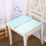 - Frm-9272-Mavi-Beyaz-Ogea-Desenli-Dijital-Baskili-Fermuarli-Sandalye-Minderi - Realhomes Mavi & Beyaz Ogea Desenli Dijital Baskılı Fermuarlı Sandalye Minderi Realhomes