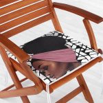 - Frm-Ryl186-Geometrik-Zeminli-Siyahi-Kadin-Figurlu-Fermuarli-Sandalye-Minderi - Realhomes Geometrik Zeminli Siyahi Kadın Figürlü Fermuarlı Sandalye Minderi Realhomes