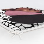 - Frm-Ryl186-Geometrik-Zeminli-Siyahi-Kadin-Figurlu-Fermuarli-Sandalye-Minderi-5 - Realhomes Geometrik Zeminli Siyahi Kadın Figürlü Fermuarlı Sandalye Minderi Realhomes