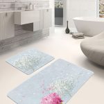 Yılbaşı Temalı Çam Ağaçları Geyik Tasarımlı 2'li Kaymaz Tabanlı Banyo & Mutfak Paspas Takımı Realhomes