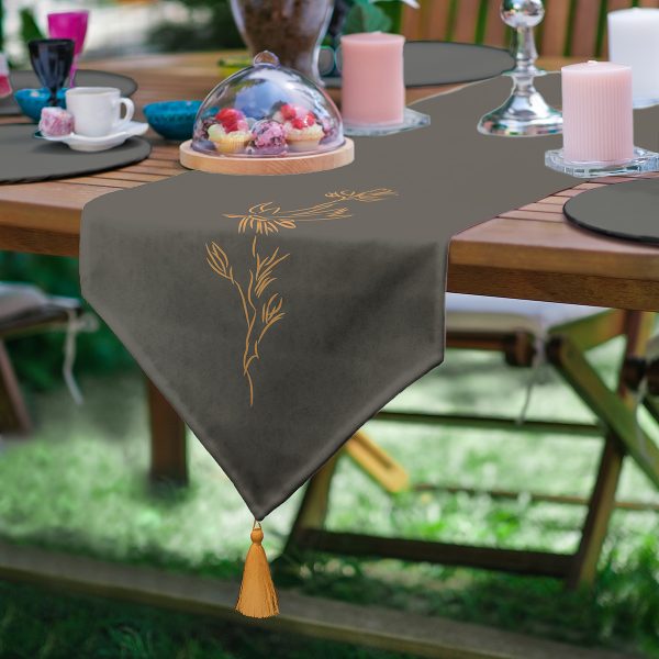 - UcgenRunner-10125-Gorsel - Realhomes  Lacivert Zemin Kırmızı Bardak Desenli Dijital Baskılı Modern Püsküllü Şönil Üçgen Runner Realhomes