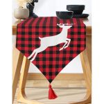 - UcgenRunner-10196-Gorsel-1 - Realhomes  Ekose Zemin Geyik Tasarımlı Dijital Baskılı Dekoratif Püsküllü Şönil Üçgen Runner Realhomes