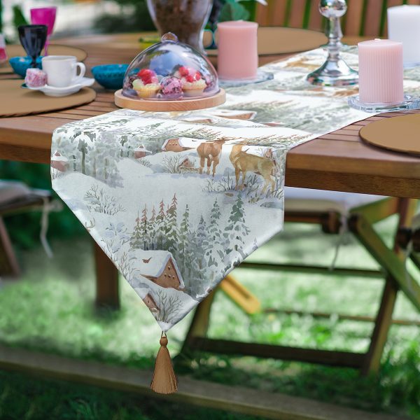 - UcgenRunner-10369-Gorsel - Realhomes  Siyah Zemin Beyaz Çam Ağacı Desenli Dijital Baskılı Dekoratif Püsküllü Şönil Üçgen Runner Realhomes