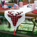 Realhomes Modern Ekose Geyik Desenli Dijital Baskılı Özel Tasarım Püsküllü Şönil Üçgen Runner Realhomes