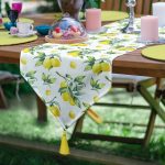 - UcgenRunner-3099-Gorsel - Realhomes  Beyaz Zeminde Limon Desenli 3D Dekoratif Püsküllü Şönil Üçgen Runner Realhomes