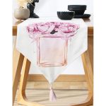 Coco Parfüm Tasarımlı Dijital Baskılı Modern Püsküllü Şönil Üçgen Runner Realhomes