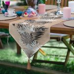 - UcgenRunner-4303-Gorsel - Realhomes  RealHomes Rustic House Dijital Baskılı Püsküllü Şönil Üçgen Runner Realhomes