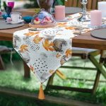 - UcgenRunner-5277-Gorsel - Realhomes  Mermer Desen Ve Kuru Yaprak Motifli Dekoratif Püsküllü Şönil Üçgen Runner Realhomes