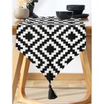 RealHomes Dijital Baskılı Özel Tasarım Püsküllü Şönil Üçgen Runner Realhomes