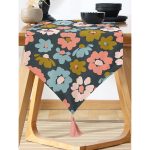 - UcgenRunner-7255-Gorsel-1 - Realhomes Realhomes Siyah Zemin Üzerinde Rengarenk Çiçek Desenli Dijital Baskılı Özel Tasarım Püsküllü Şönil Üçgen Runner Realhomes