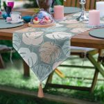 Realhomes Renkli Zeminli Yaprak Desenli Dijital Baskılı Özel Tasarım Püsküllü Şönil Üçgen Runner Realhomes