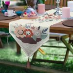 - UcgenRunner-7530-Gorsel - Realhomes Realhomes Rengarenk Zeminli Onedraw Çizimli Çiçek Desenli Dijital Baskılı Özel Tasarım Püsküllü Şönil Üçgen Runner Realhomes