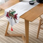 - UcgenRunner-8661-Gorsel-2 - Realhomes  Realhomes Beyaz Zemin Üzerinde Ekoseli Çamağacı Desenli Dijital Baskılı Özel Tasarım Püsküllü Şönil Üçgen Runner Realhomes