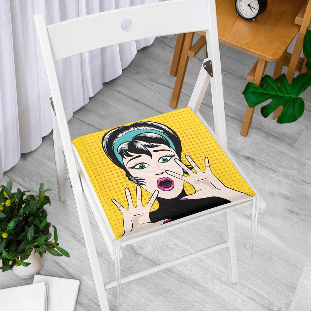 Pop Art Resimli Dekorati Kare Sandalye Minderi Realhomes