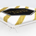 - httpsrealarge.comserdarMinderFermuarli-KareFrm-3065-Gorsel12-Gorsel-5 - Realhomes Altın Şeritli Merry Christmas Desenli Dekoratif Fermuarlı Sandalye Minderi Realhomes