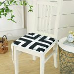 - httpsrealarge.comserdarMinderFermuarli-KareFrm-3153-Gorsel12-Gorsel-2 - Realhomes  Mermer Zeminli Siyah Geometrik Desenli Modern Fermuarlı Sandalye Minderi Realhomes