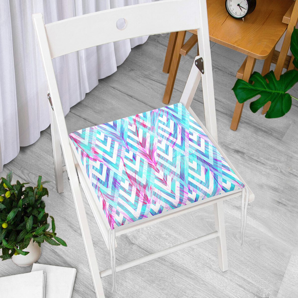Geometrik Zeminde Tüy Desenli Modern Fermuarlı Sandalye Minderi Realhomes