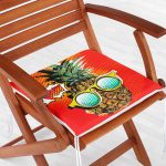 - httpsrealarge.comserdarMinderFermuarli-KareFrm-3170-Gorsel12-Gorsel-1 - Realhomes Kırmızı Zemin Ananas Desenli Dekoratif Fermuarlı Sandalye Minderi Realhomes