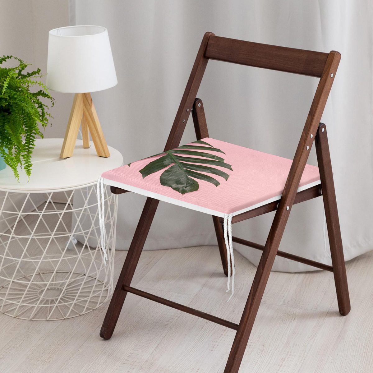 Pembe Zeminde Yaprak Modern Tasarımlı Dekoratif Fermuarlı Sandalye Minderi Realhomes