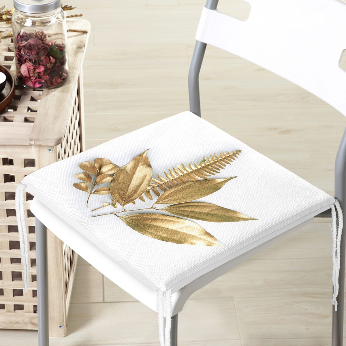 3D Altın Görünümlü Yapraklar Desenli Modern Fermuarlı Sandalye Minderi Realhomes