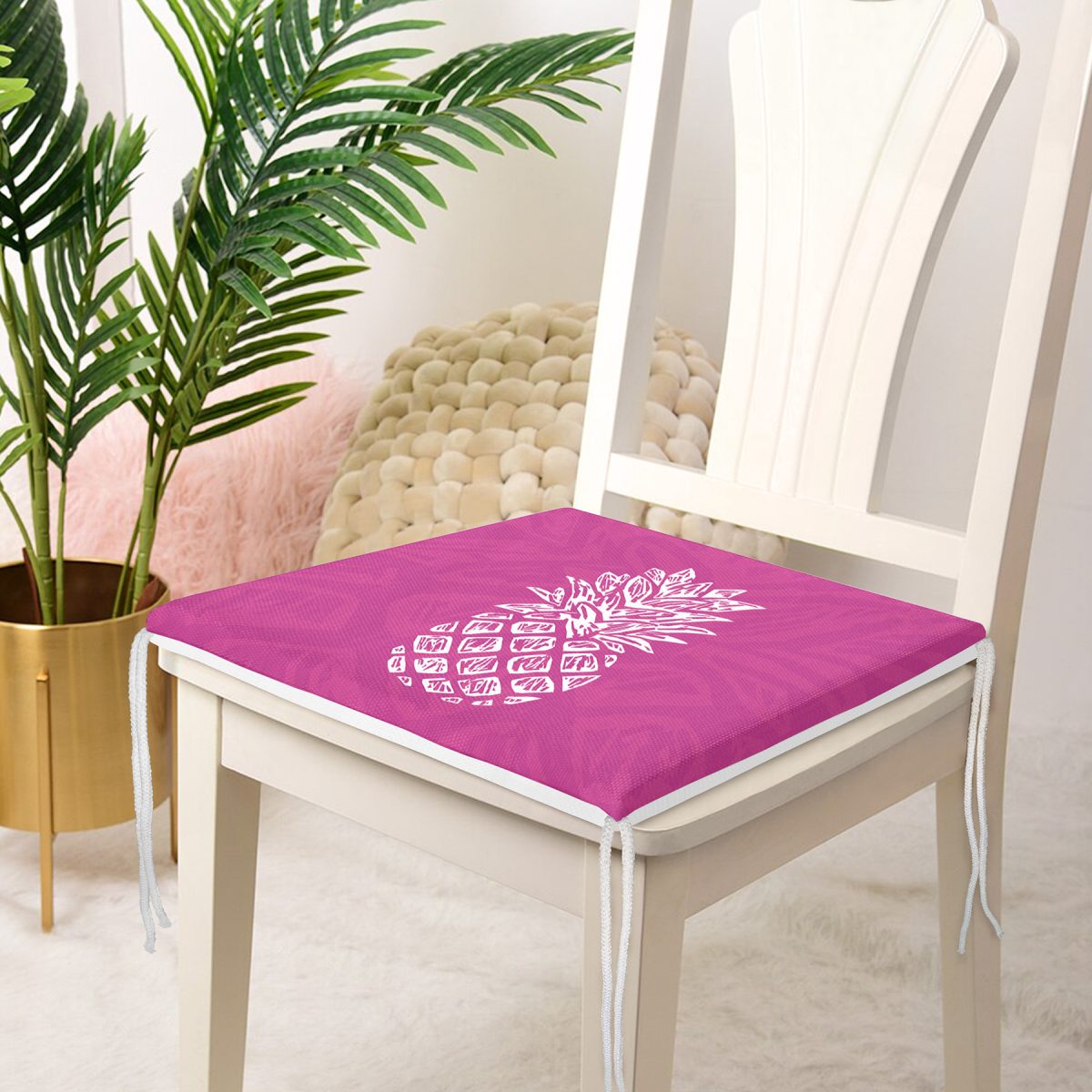 Fuşya Zeminde Ananas Desenli Modern Tasarım Fermuarlı Sandalye Minderi Realhomes