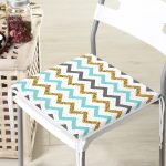 - httpsrealarge.comserdarMinderFermuarli-KareFrm-3235-Gorsel12-Gorsel-3 - Realhomes Mavi Gri Gold Zigzag Desenli Özel Tasarımlı Fermuarlı Sandalye Minderi Realhomes