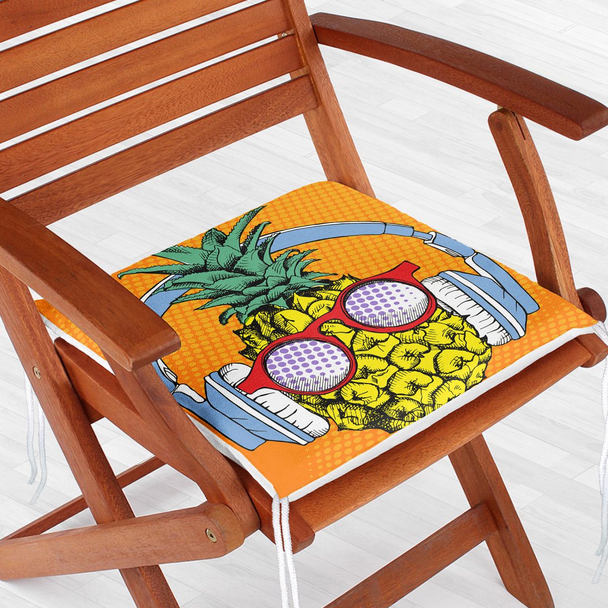 Turuncu Zeminde Summer Ananas Tasarımlı Fermuarlı Sandalye Minderi Realhomes