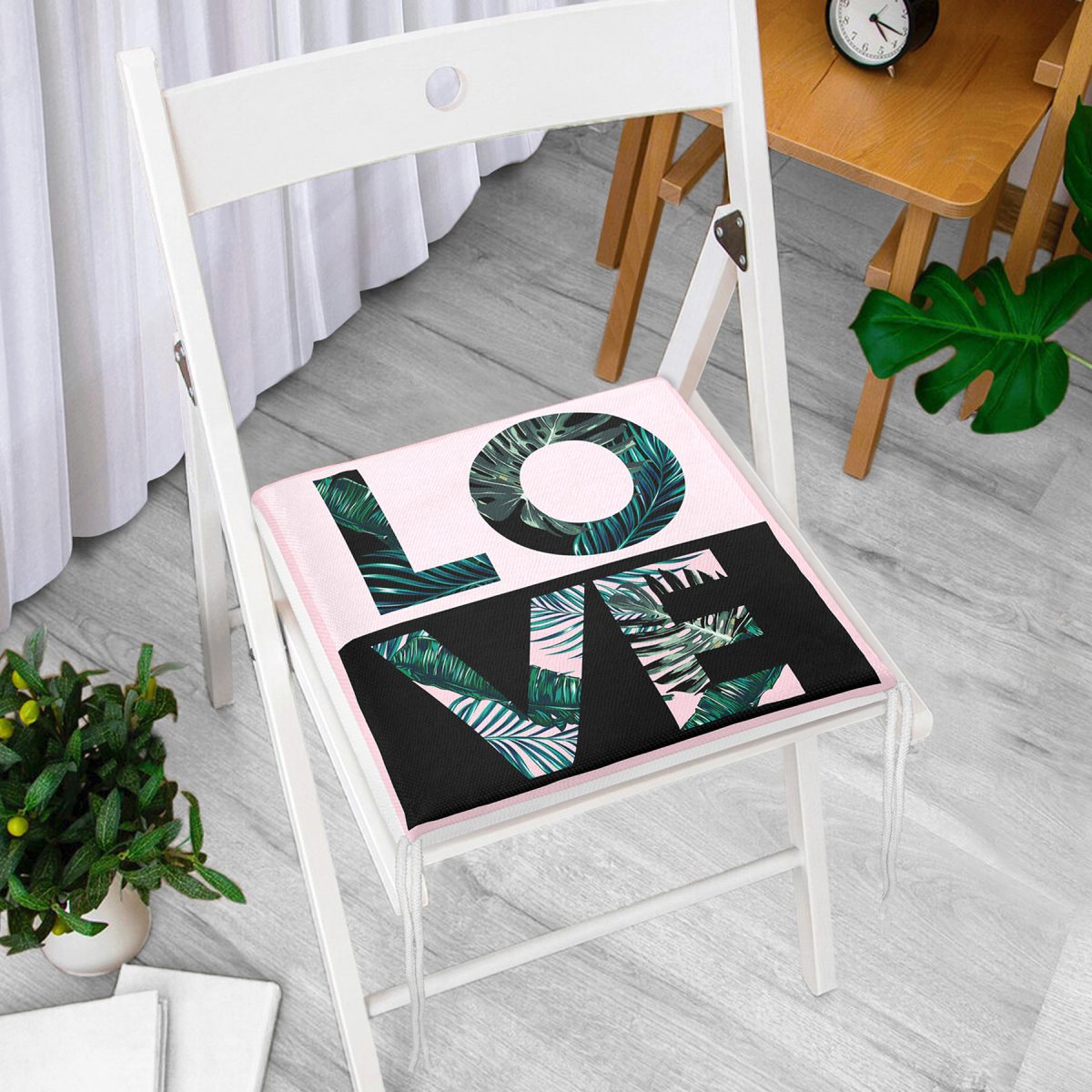 Love Yaprak Detaylı Özel Tasarım Fermuarlı Sandalye Minderi Realhomes