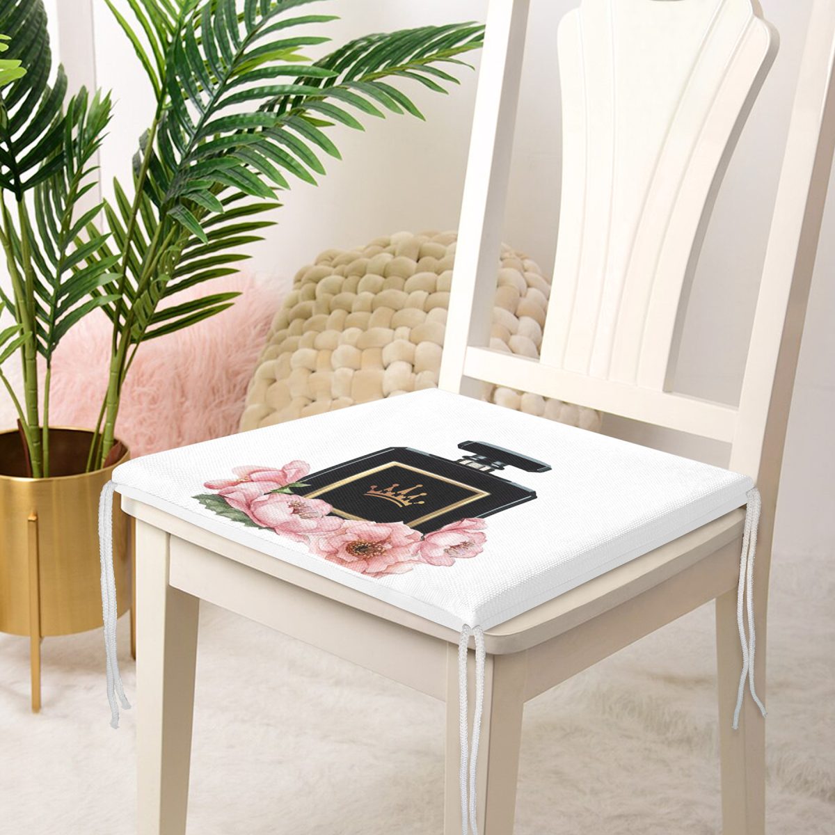 Coco Parfüm Tasarımlı Dijital Baskılı 3D Fermuarlı Sandalye Minderi Realhomes