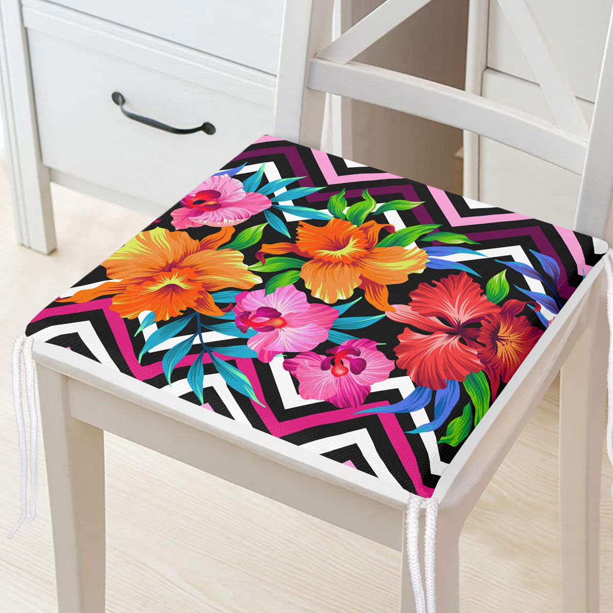 Zigzag ve Çiçekler Özel Tasarım Dekoratif Fermuarlı Sandalye Minderi Realhomes
