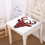 - httpsrealarge.comserdarMinderFermuarli-KareFrm-3369-Gorsel12-Gorsel - Realhomes Ekose Geyik Kırmızı Siyah Tasarımlı Dekoratif Fermuarlı Sandalye Minderi Realhomes