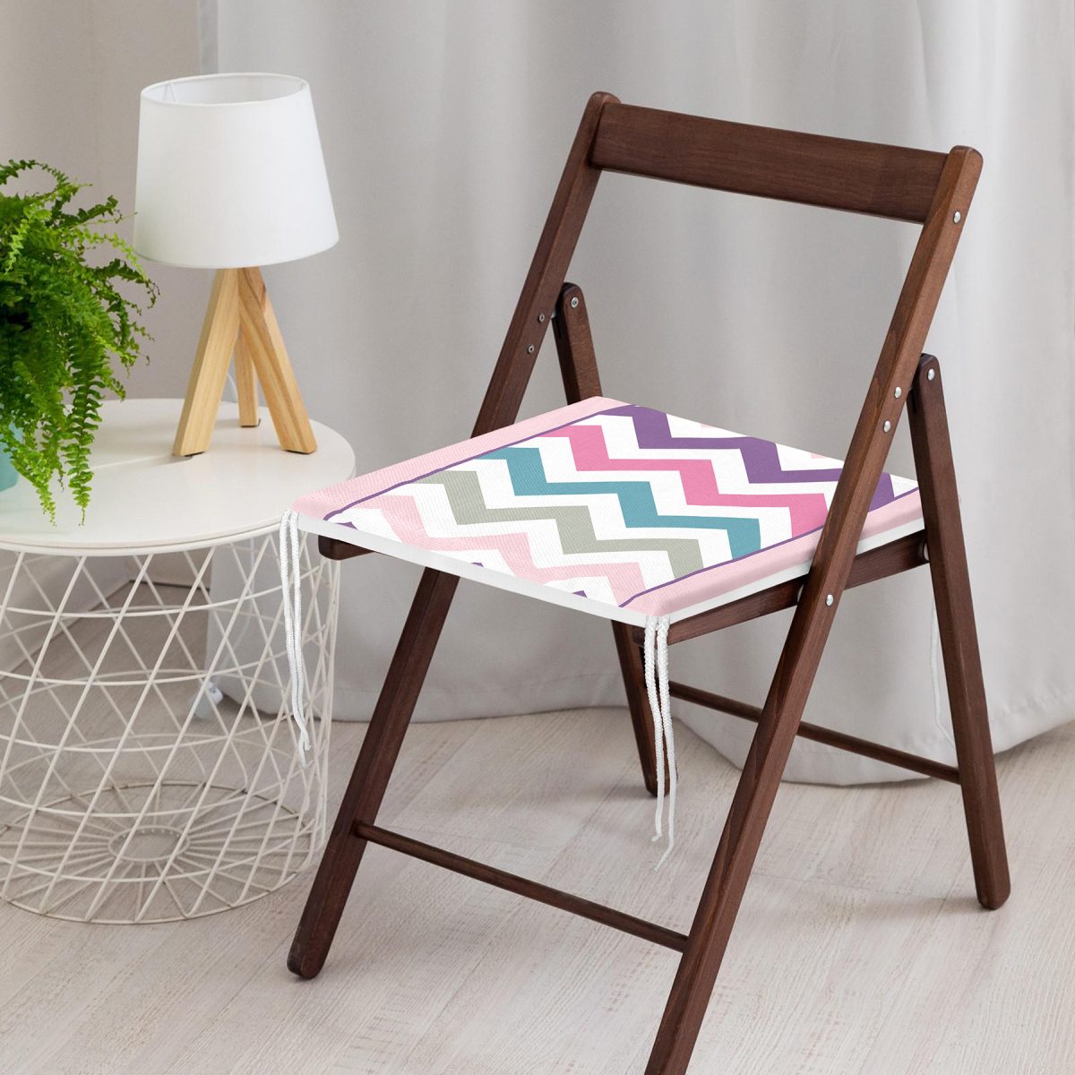 Renkli Zigzag Motifli Pembe Zeminli Modern Fermuarlı Sandalye Minderi Realhomes