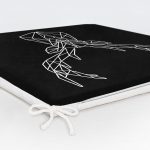 - httpsrealarge.comserdarMinderFermuarli-KareFrm-3408-Gorsel12-Gorsel-5 - Realhomes  Siyah Zeminli Geometrik Geyik Çizimli Modern Fermuarlı Sandalye Minderi Realhomes