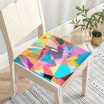 - httpsrealarge.comserdarMinderFermuarli-KareFrm-3698-Gorsel12-Gorsel-2 - Realhomes  Realhomes Renkli Üçgenler Dijital Baskılı Modern Fermuarlı Sandalye Minderi Realhomes