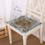 - httpsrealarge.comserdarMinderFermuarli-KareFrm-3734-Gorsel12-Gorsel - Realhomes  Realhomes Spring Özel Tasarım Dijital Baskılı Modern Fermuarlı Sandalye Minderi Realhomes