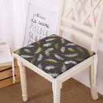 - httpsrealarge.comserdarMinderFermuarli-KareFrm-3752-Gorsel12-Gorsel - Realhomes  Realhomes Siyah Zeminde Gold tüyler  Dijital Baskılı Modern Fermuarlı Sandalye Minderi Realhomes