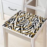 - httpsrealarge.comserdarMinderFermuarli-KareFrm-3778-Gorsel12-Gorsel - Realhomes  Realhomes Zebra Zeminde Zincir Desen Özel Tasarım Dijital Baskılı Modern Fermuarlı Sandalye Minderi Realhomes