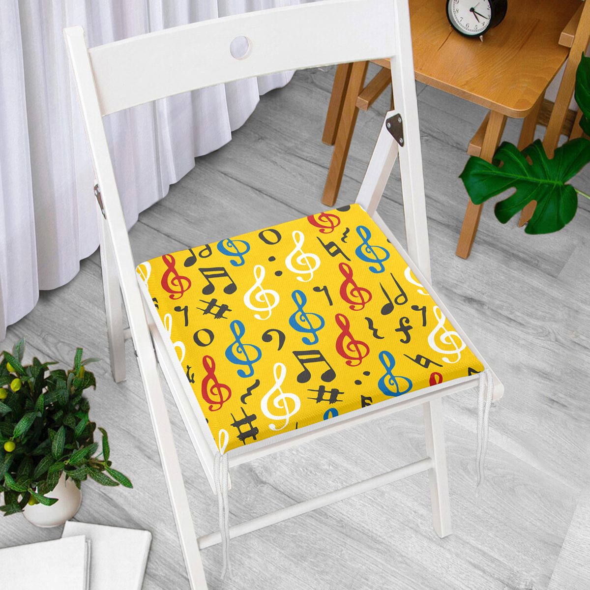 Realhomes Sarı Zeminli Sol Anahtarlı Dijital Baskılı Modern Sandalye Minderi Realhomes