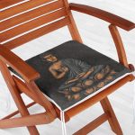 - httpsrealarge.comserdarMinderFermuarli-KareFrm-5042-Gorsel12-Gorsel-1 - Realhomes Gri Zeminde Buda Heykeli Motifli Özel Tasarım Fermuarlı Sandalye Minderi Realhomes