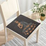 - httpsrealarge.comserdarMinderFermuarli-KareFrm-5042-Gorsel12-Gorsel-2 - Realhomes Gri Zeminde Buda Heykeli Motifli Özel Tasarım Fermuarlı Sandalye Minderi Realhomes