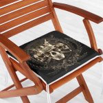 - httpsrealarge.comserdarMinderFermuarli-KareFrm-5048-Gorsel12-Gorsel-1 - Realhomes Siyah Zeminde Gümüş Kuru Kafa Motifli Fermuarlı Sandalye Minderi Realhomes