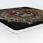 - httpsrealarge.comserdarMinderFermuarli-KareFrm-5049-Gorsel12-Gorsel-5 - Realhomes Gold Çerçeve İçerisinde Gül Kuru Kafa Motifli Dekoratif Fermuarlı Sandalye Minderi Realhomes