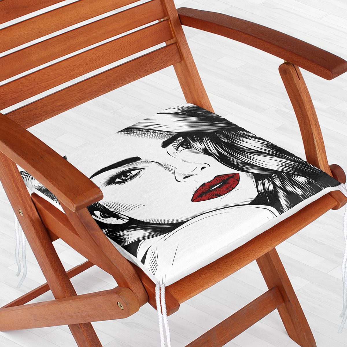 Kırmızı Dudaklı Kara Kalem Çizimli Özel Tasarım Fermuarlı Sandalye Minderi Realhomes