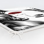 - httpsrealarge.comserdarMinderFermuarli-KareFrm-5102-Gorsel12-Gorsel-5 - Realhomes Kırmızı Dudaklı Kara Kalem Çizimli Özel Tasarım Fermuarlı Sandalye Minderi Realhomes