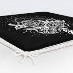 Siyah Zeminde Gül Baskılı Modern Fermuarlı Sandalye Minderi Realhomes