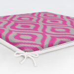 Özel Tasarım Gri Zeminde Fuşya İkat Desenli Dijital Baskılı Fermuarlı Sandalye Minderi Realhomes